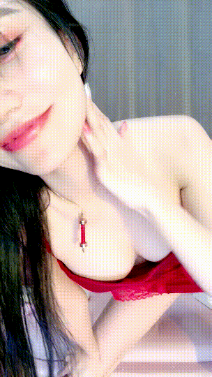 撸管推荐!颜值巅峰御姐回归~ 美惠子 自慰高潮!狂喷水~ 图 01