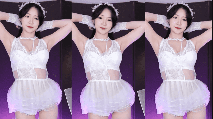 重磅!AFREECATV19#女主播秀丽퓨리,骚舞+洗澡,假阳具福利 图 03