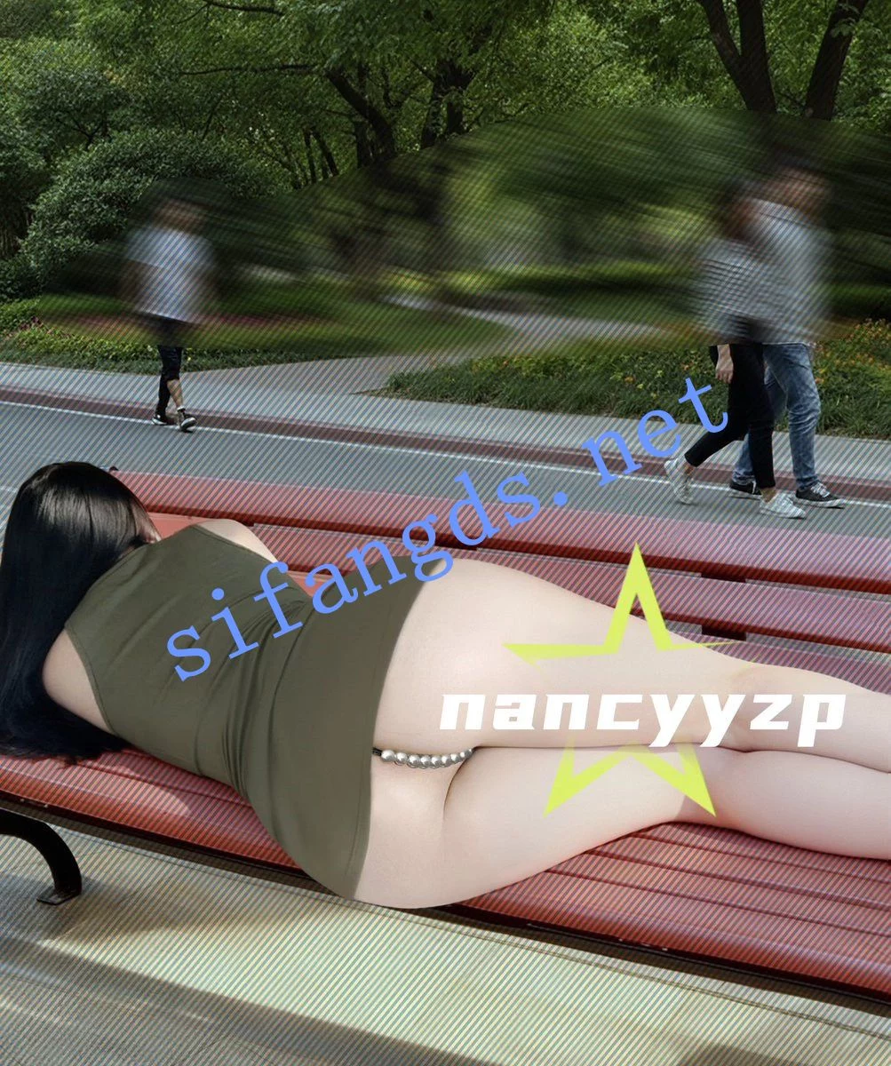 极品身材颜值女神 nancyyzp 露出自慰付费私拍 图 10