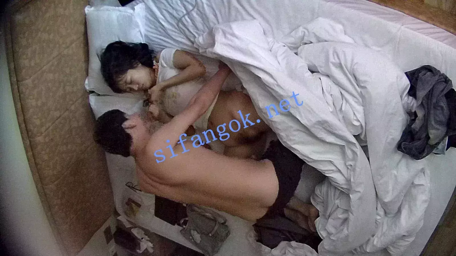 ❤️20260605❤️甜美女大学生和男友带着书本酒店内学习啪啪 图 09