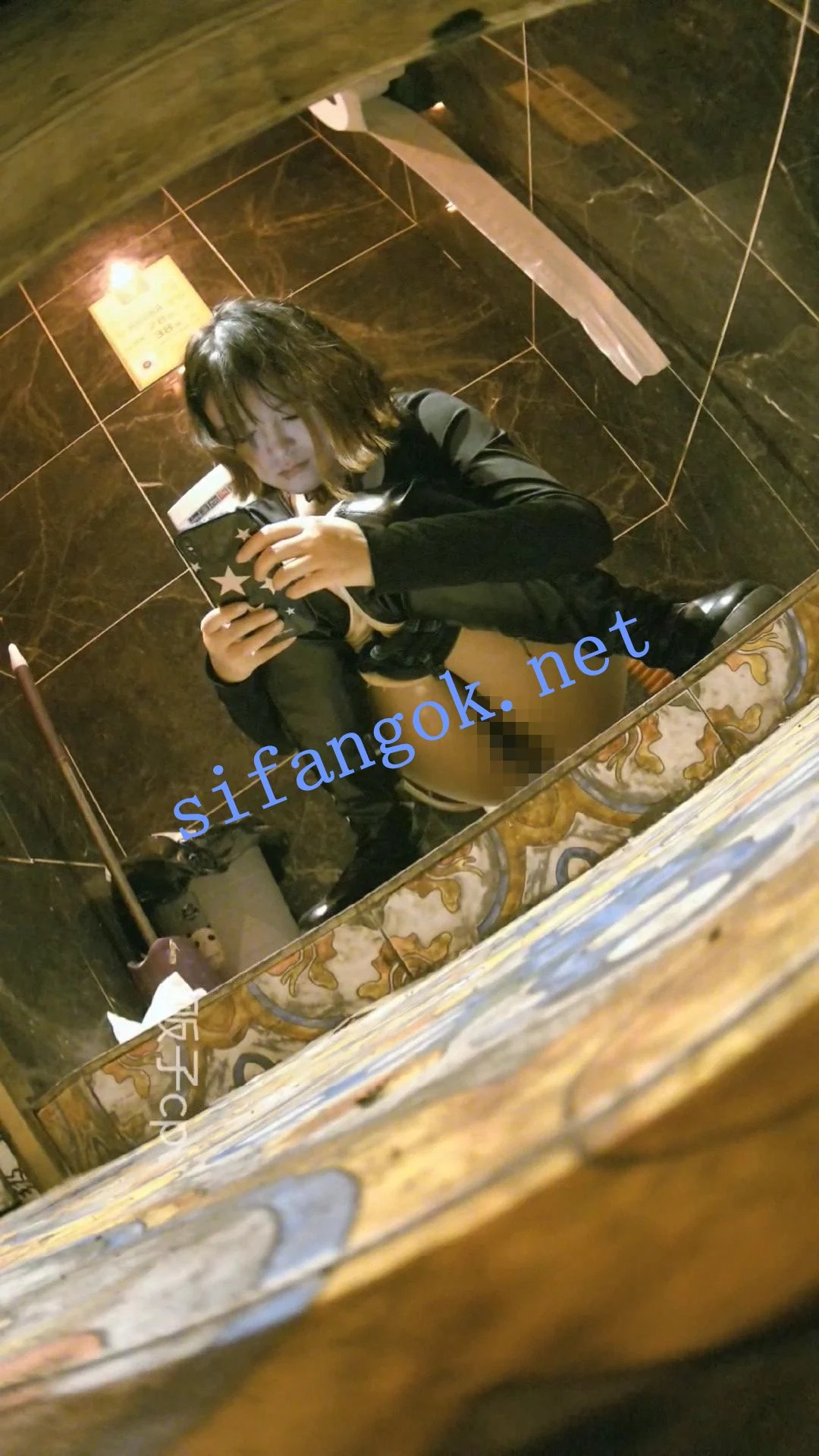 ✅全网首发 酒吧全景厕拍 各种黑丝高跟 美女如云 12 图 23