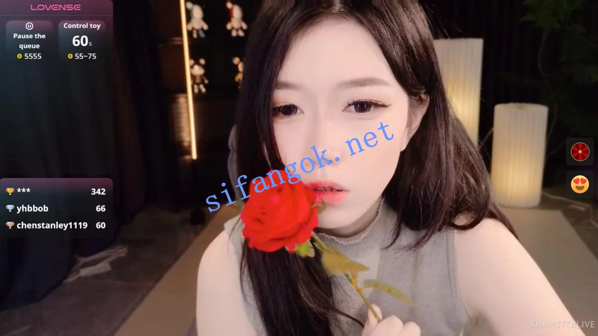 ❤❤❤ST花一样的美女~【wanoubaobao】新人太漂亮了，疯狂撸管