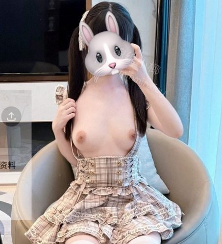 CICI@ICICISVLOG 新作 14分钟 巨乳反差人妻黑丝狗链自慰，被主人看到后 [1V-555MB]