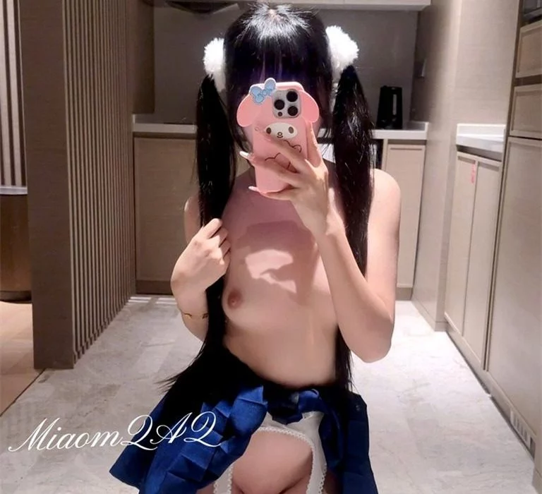 少萝[北的屋] 新作 [128门槛] 10分 白虎酥胸萝莉福利订阅 [2V-465MB]