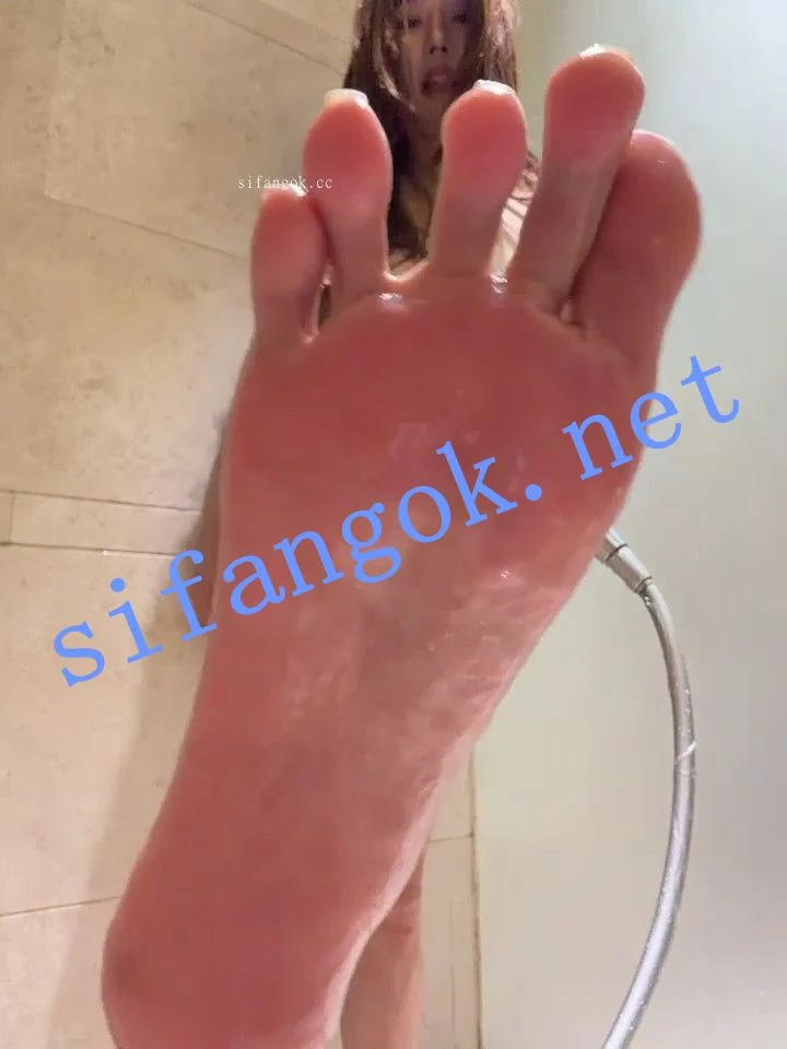 ☛ST开票 BBi-0329 顶级女神全裸特写全体位抽插骚话勾魂 图 15