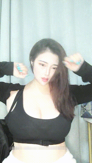 最爱巨乳 胸模冠军G奶 巨乳诱惑无法抗拒又一奶比脸大女 图 04