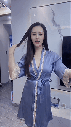 抖音极美御姐 星辰 无罩激凸抖奶 大尺自慰喷水福利 合集 图 16